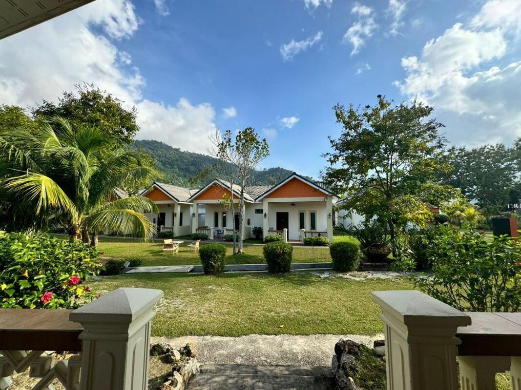 Tc Garden Resort Kuah Luaran gambar