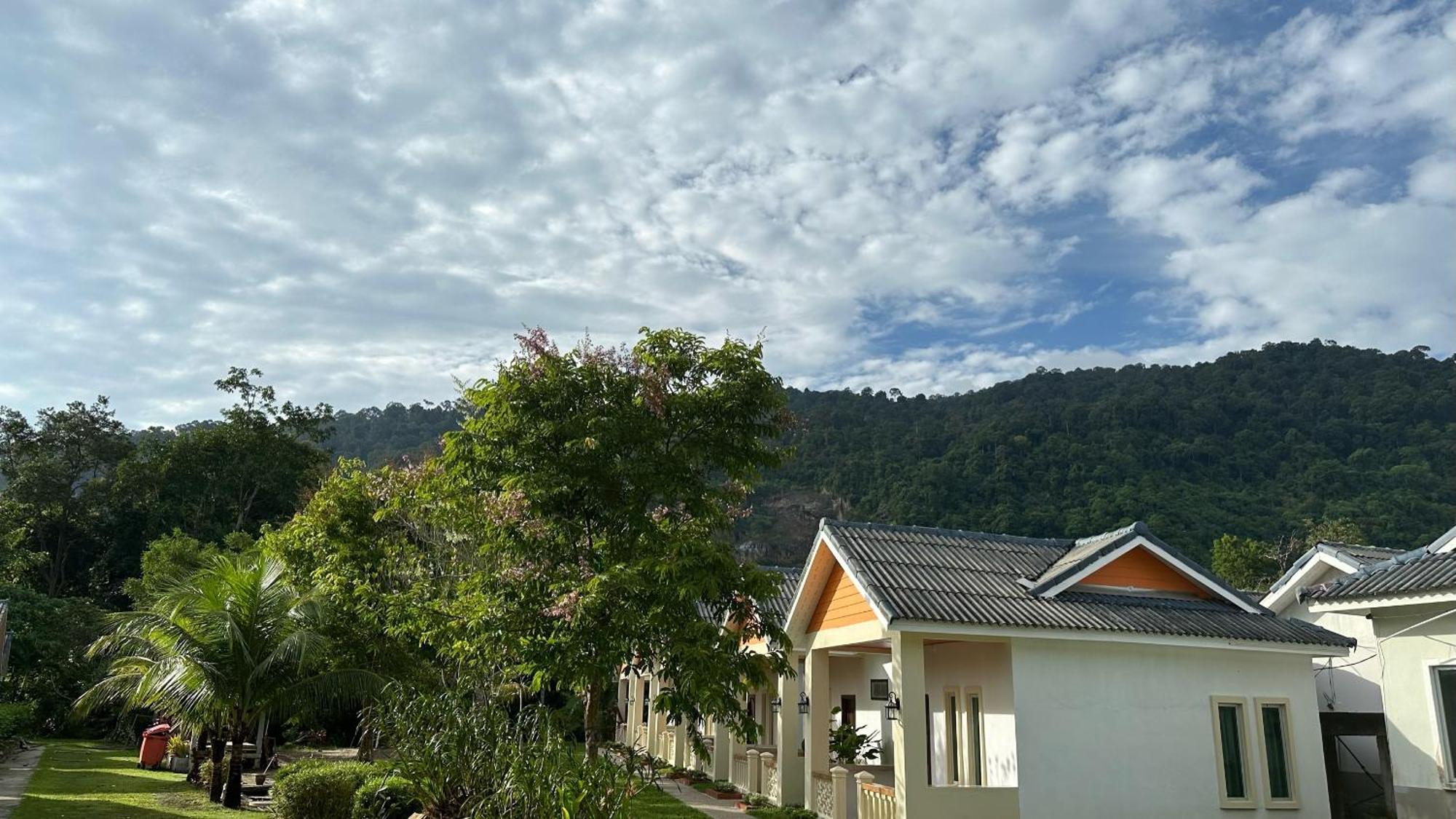 Tc Garden Resort Kuah Luaran gambar